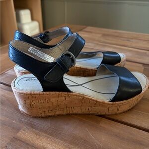 Eddie Bauer Black Leather Wedge Sandals